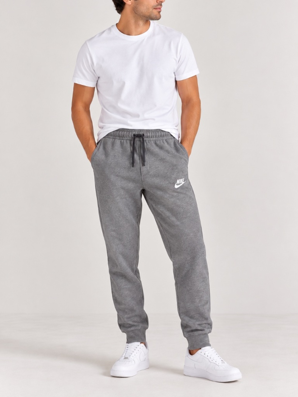 Nike Men’s Gray Jogger Sweatpants Size L